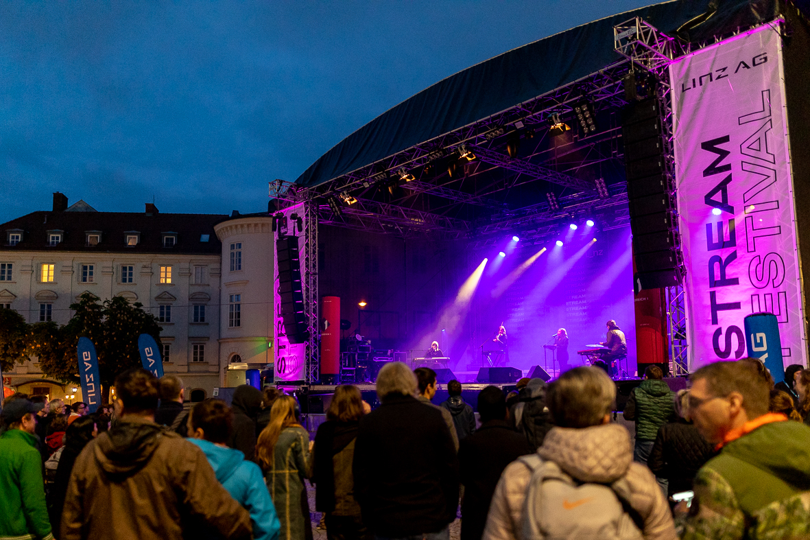 Stream Festival 2023: Elena Starlinger, subtext.at