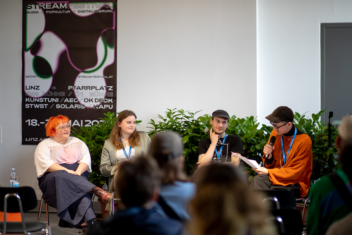Stream Festival 2023: Elena Starlinger, subtext.at