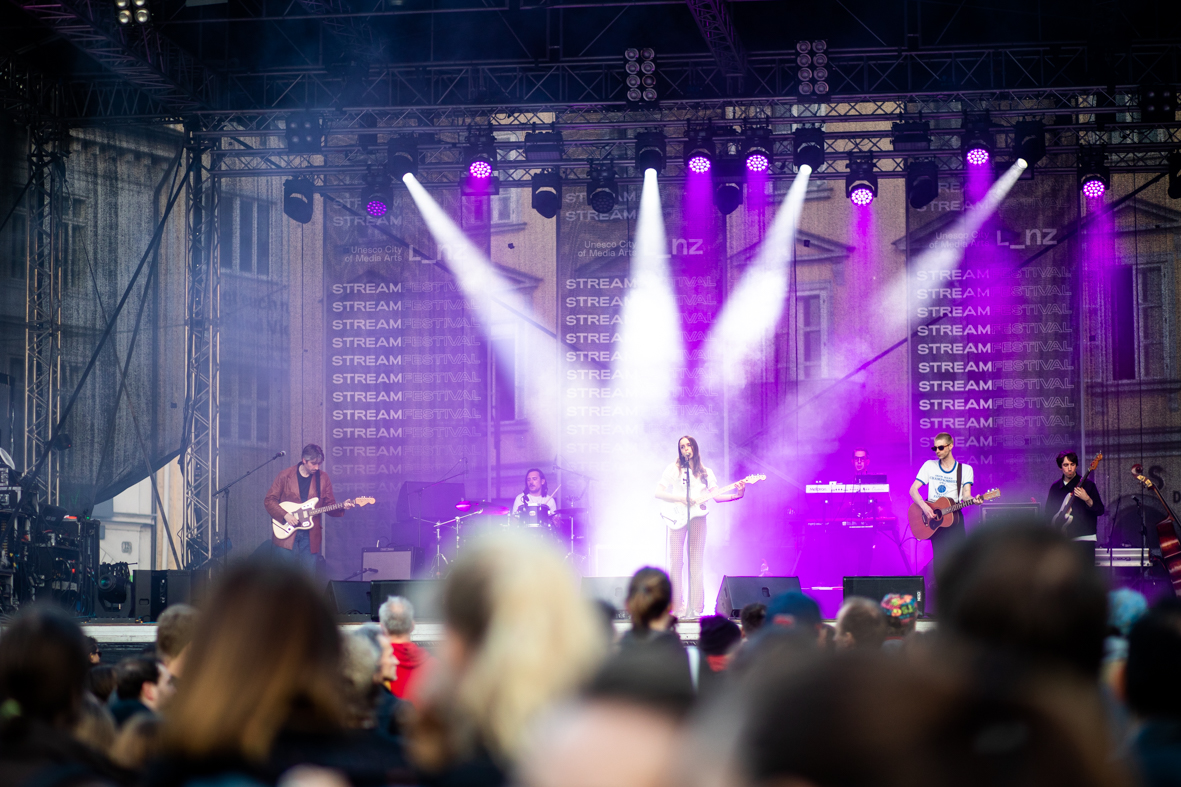 Stream Festival 2023: Elena Starlinger, subtext.at