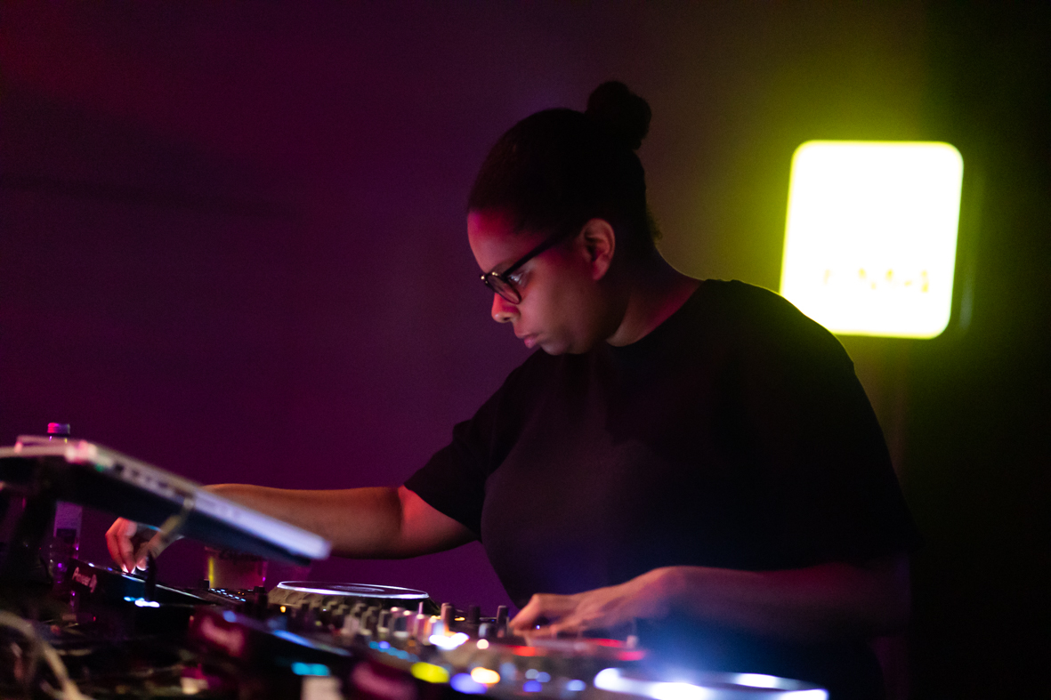 Stream Festival 2023: Elena Starlinger, subtext.at